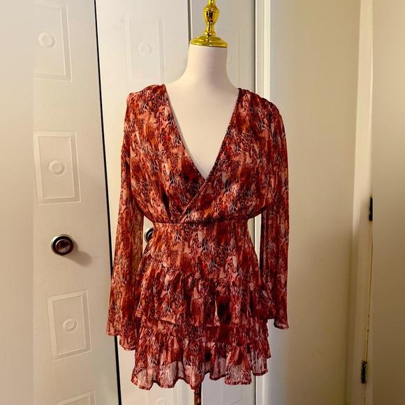 PrettyLittleThing Dresses & Skirts - Pretty Little Thing Mini dress S4